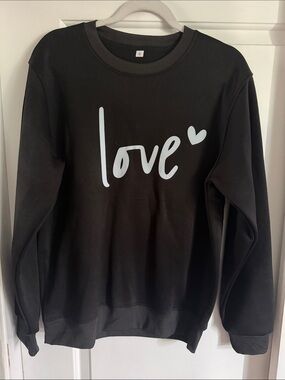 Love Graphic Crewneck Sweatshirt - Black